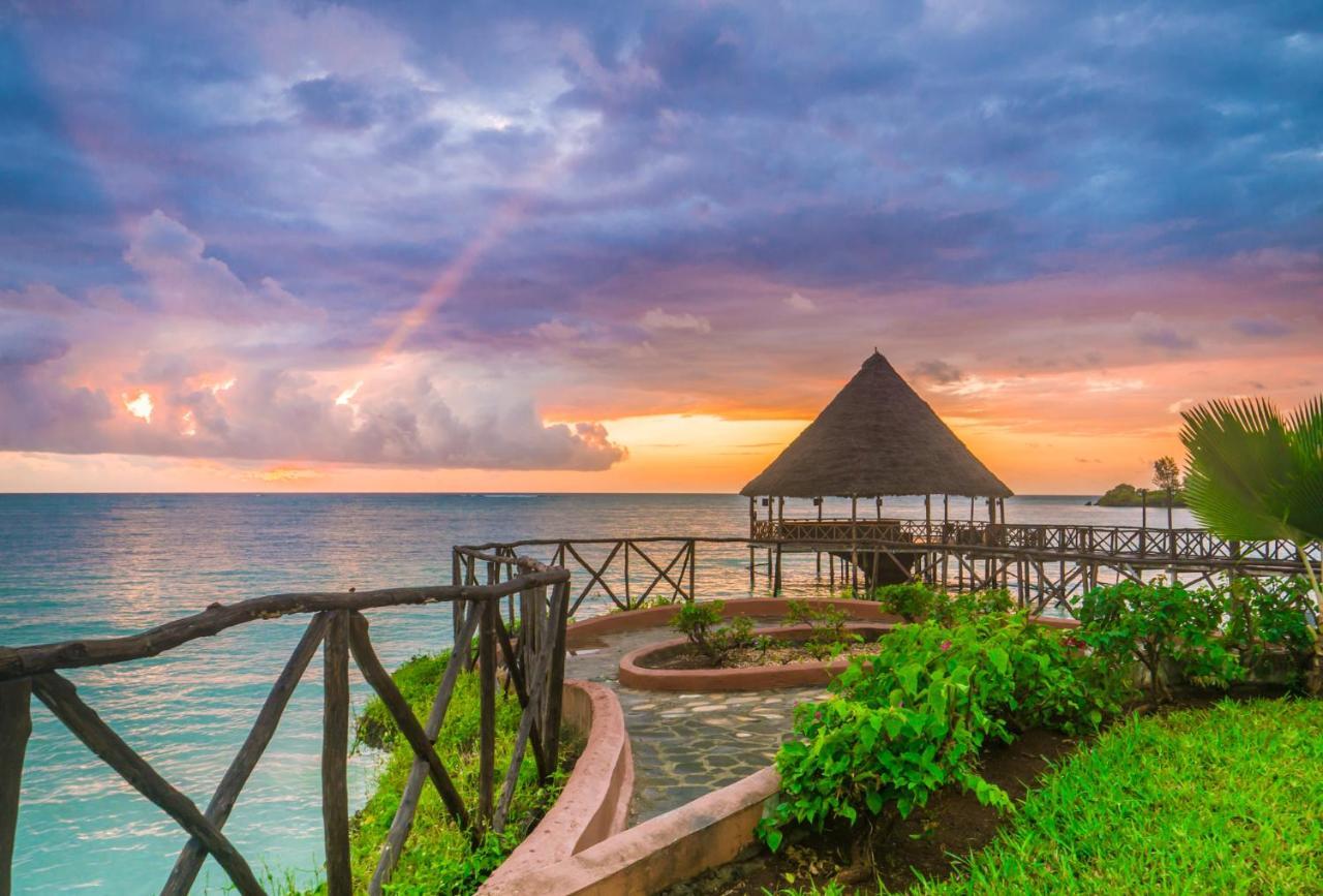 Azao Resort & Spa Pongwe Exteriör bild